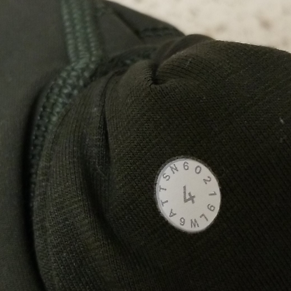 Lululemon Women's leggings Size 4 - Picture 5 of 8